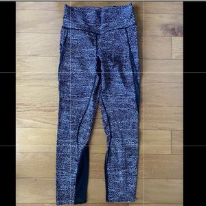 Lululemon high rise leggings with mesh